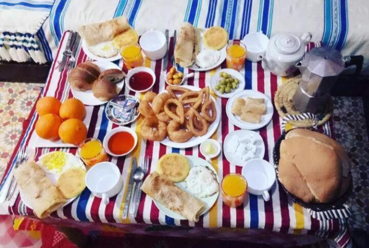 Casa Plasa Grande Šafšawán Exteriér fotografie